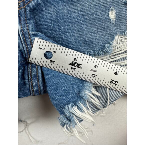 Levi's 501 Cutoff Mid-Rise Button Fly Raw Hem Denim Shorts Distressed size W26 - Picture 9 of 12